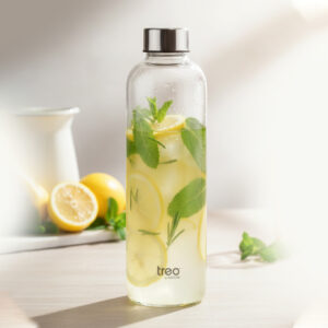 Treo Clarion Glass Borosilicate bottle 760 ml.